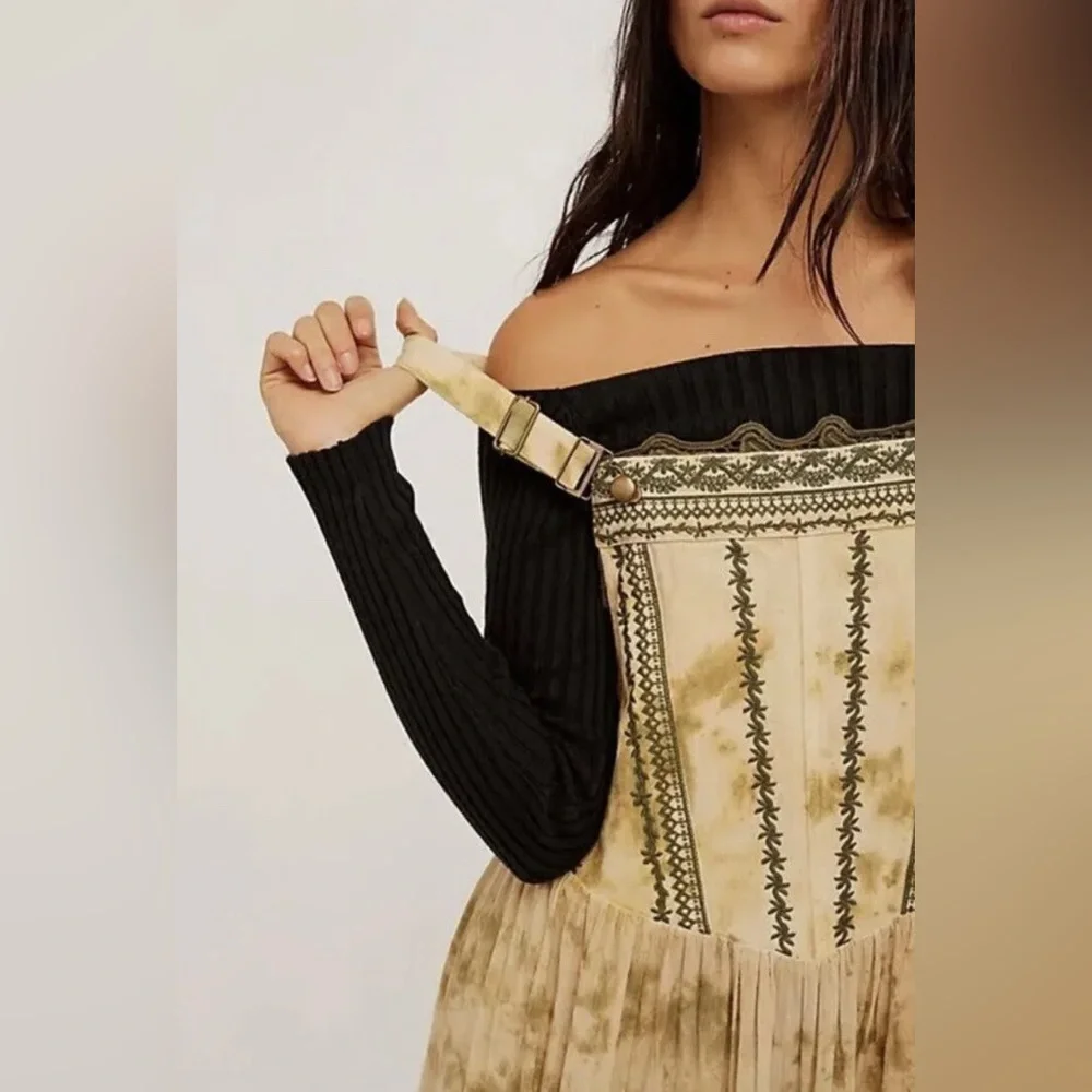 Free People Bali Devon Skirtall in Olive - Picture 4 of 10